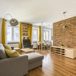 https://labo-apartment-plac-grzybowski.warsawhotelspoland.com
